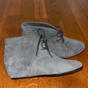 Nine West booties - hidden wedge - size 8.5